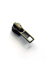 Zipper pull bronze