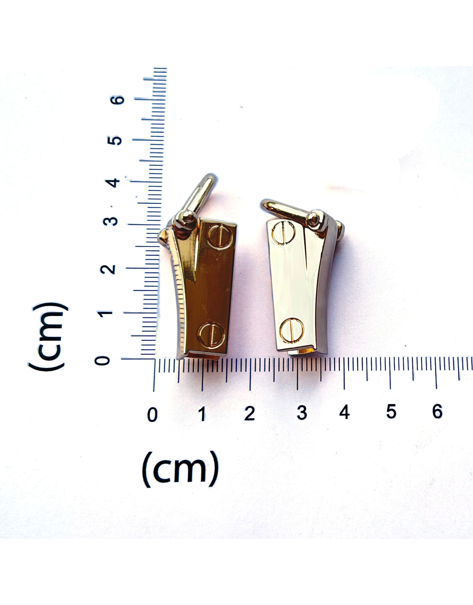 Set 2 gusset hooks gold