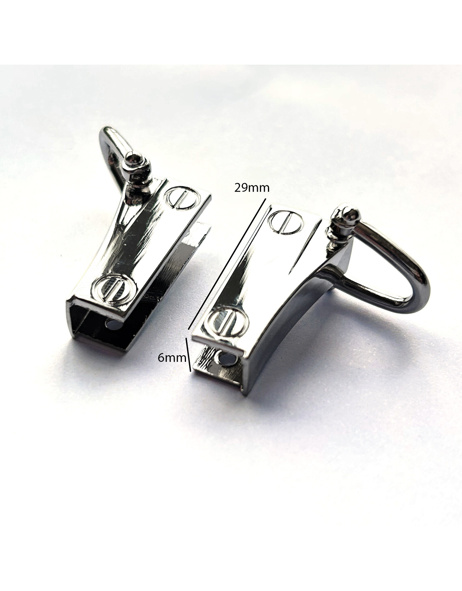 Set 2 gusset hooks nickel