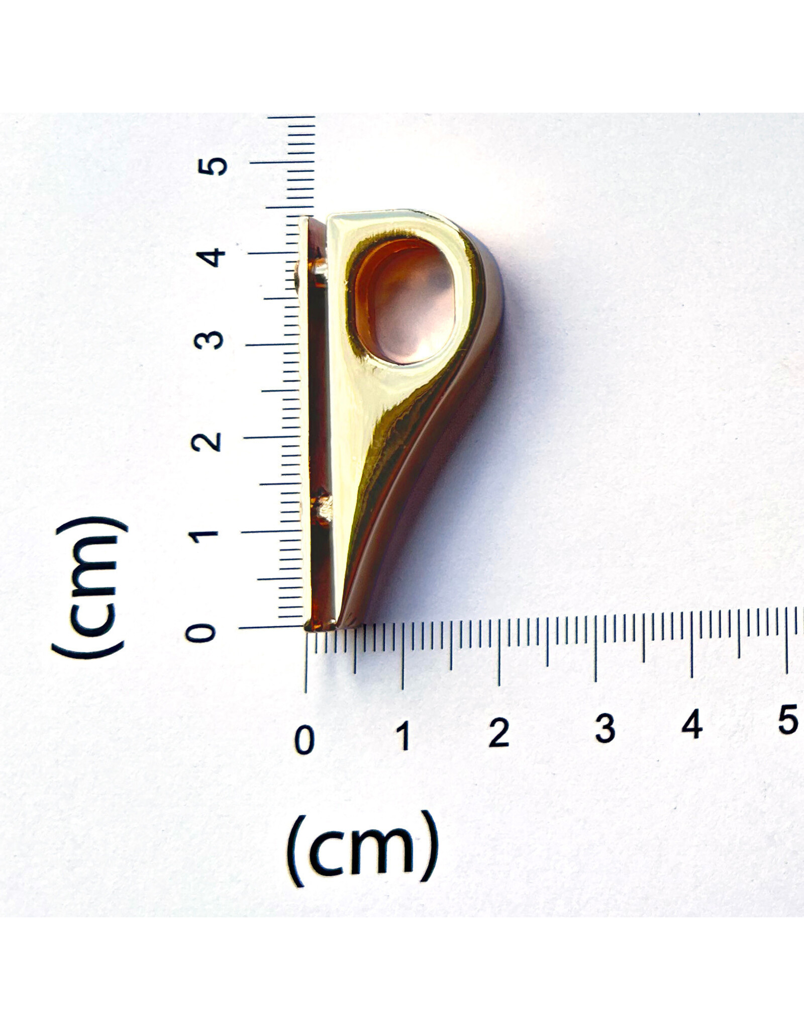 Gusset hook gold