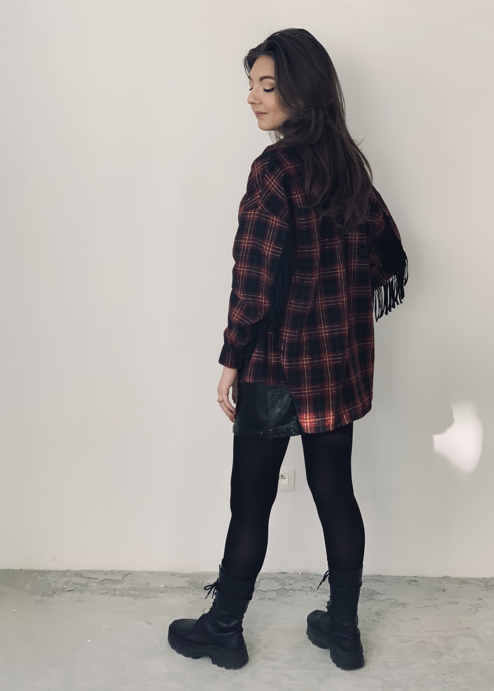 Moon Small Check Blouse Black and Red