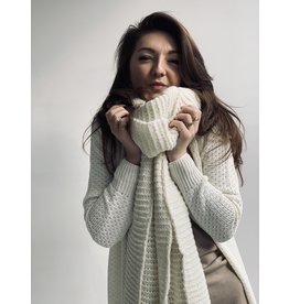 MW MEAVE KNITTED SCARF