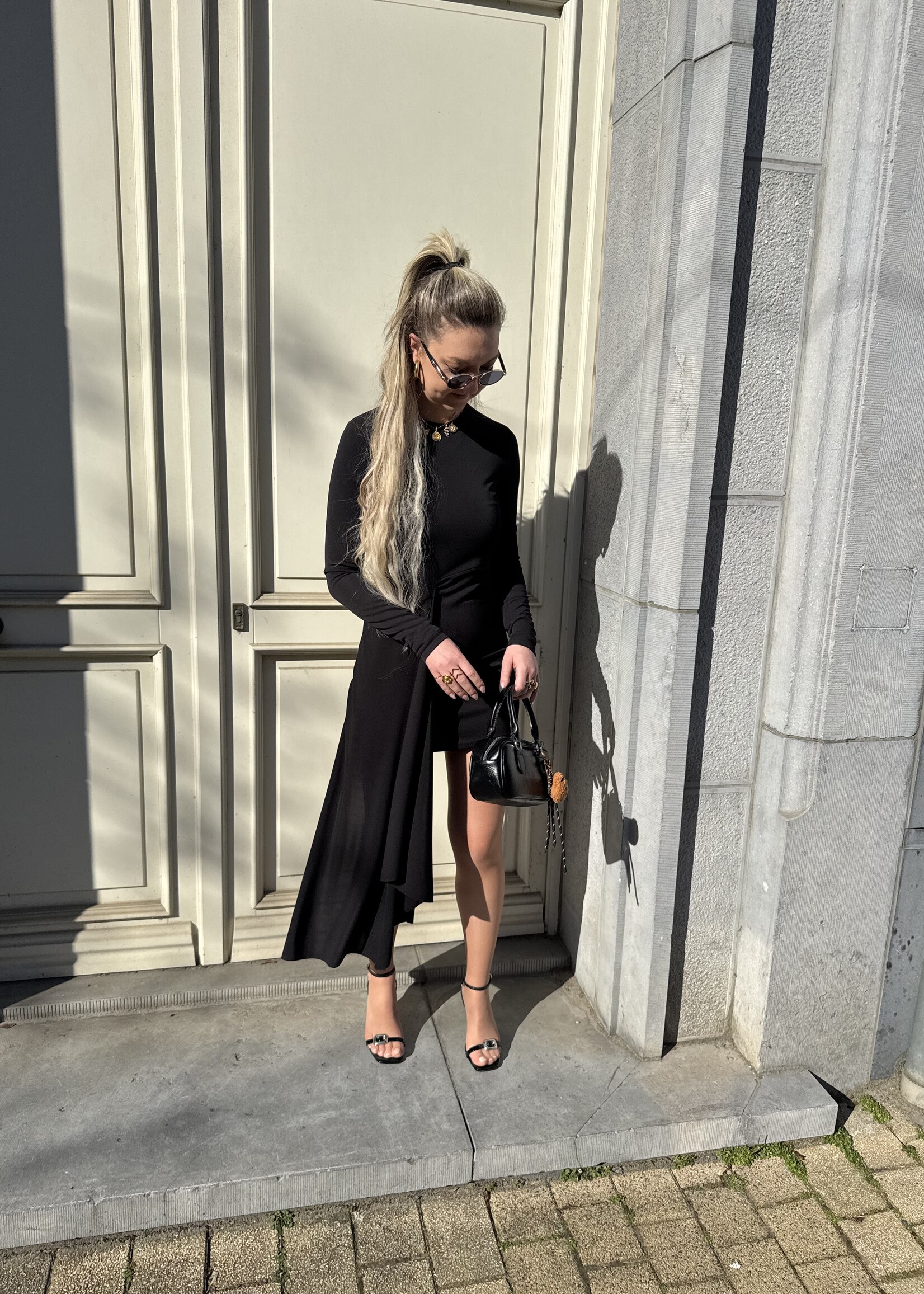 Nera Dress - Black SIZE M/L