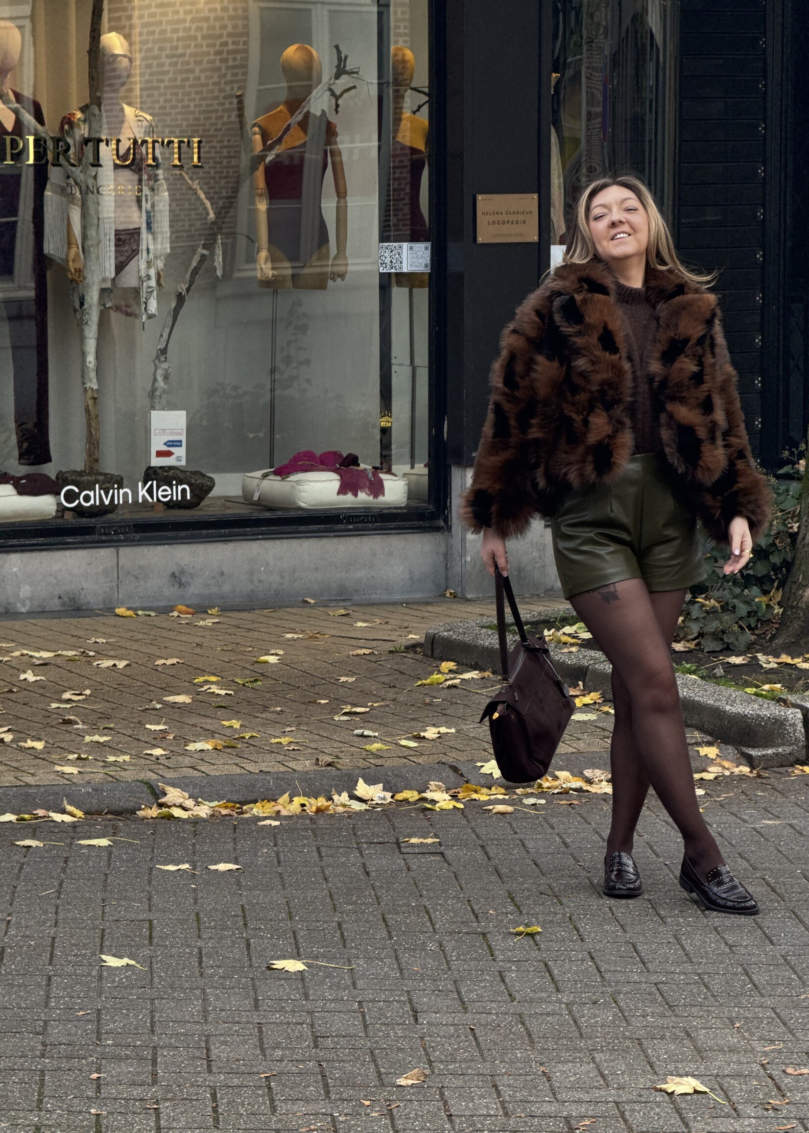 Amelie faux fur - Camel/Black TU