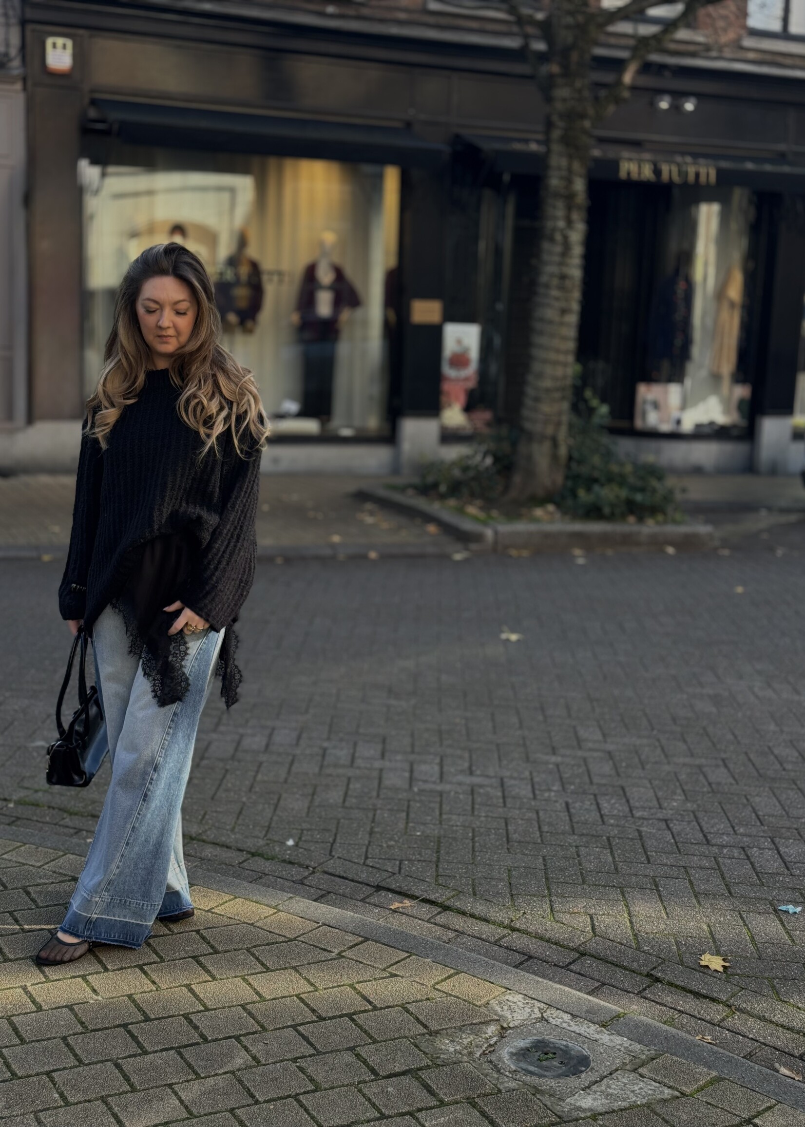 Lerena knitted pullover - Black TU