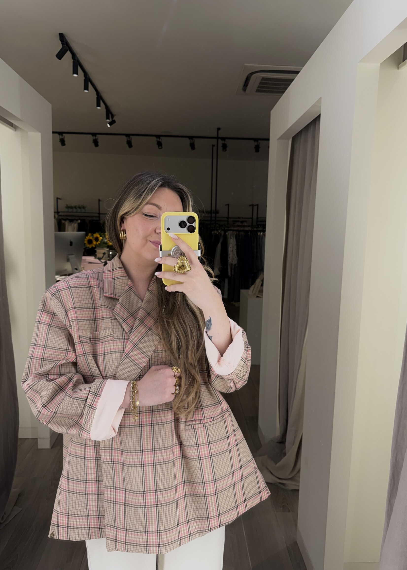 Yasmin oversized signature check blazer - Pink/Beige TU