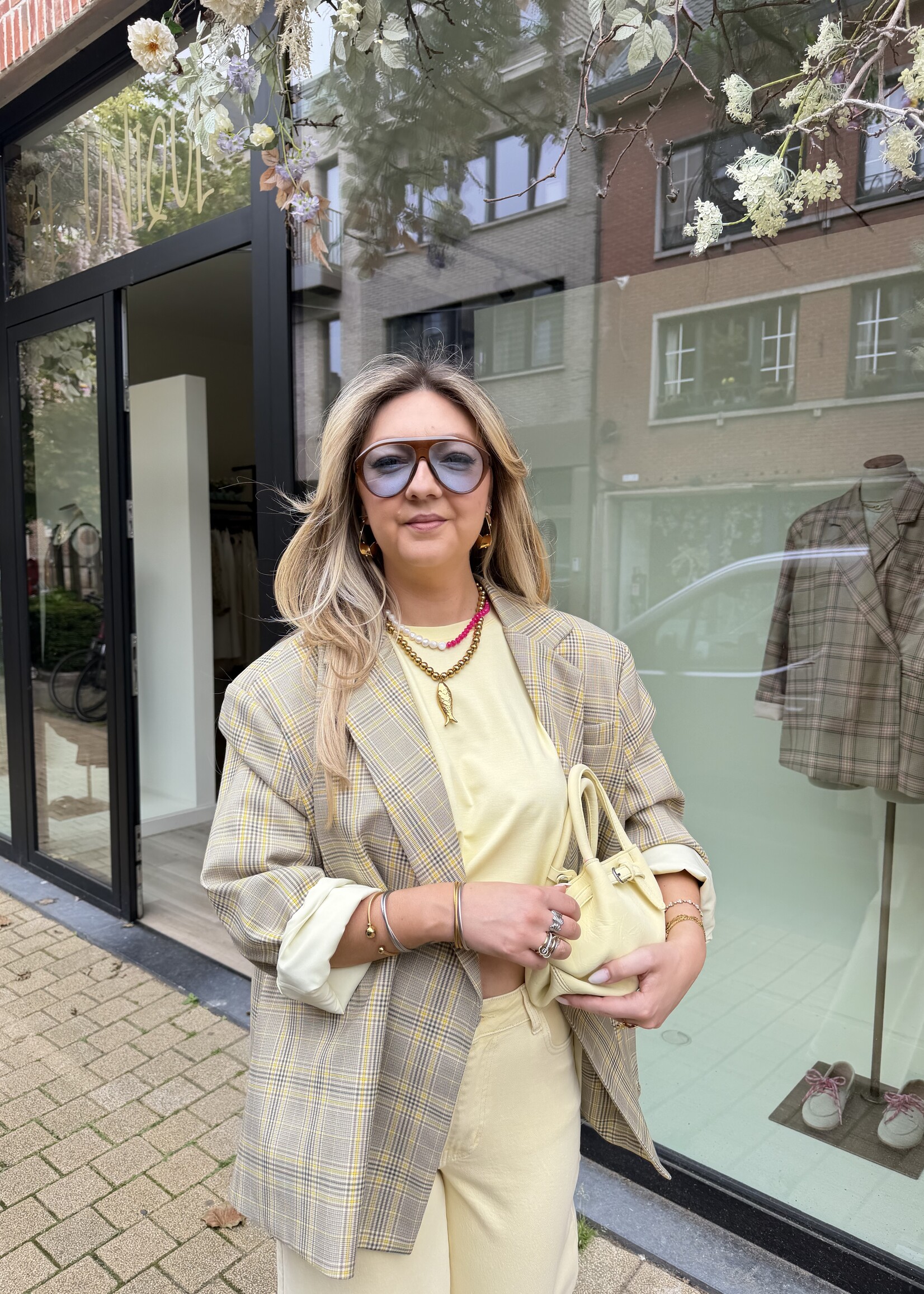 Julia T-shirt - Light yellow TU