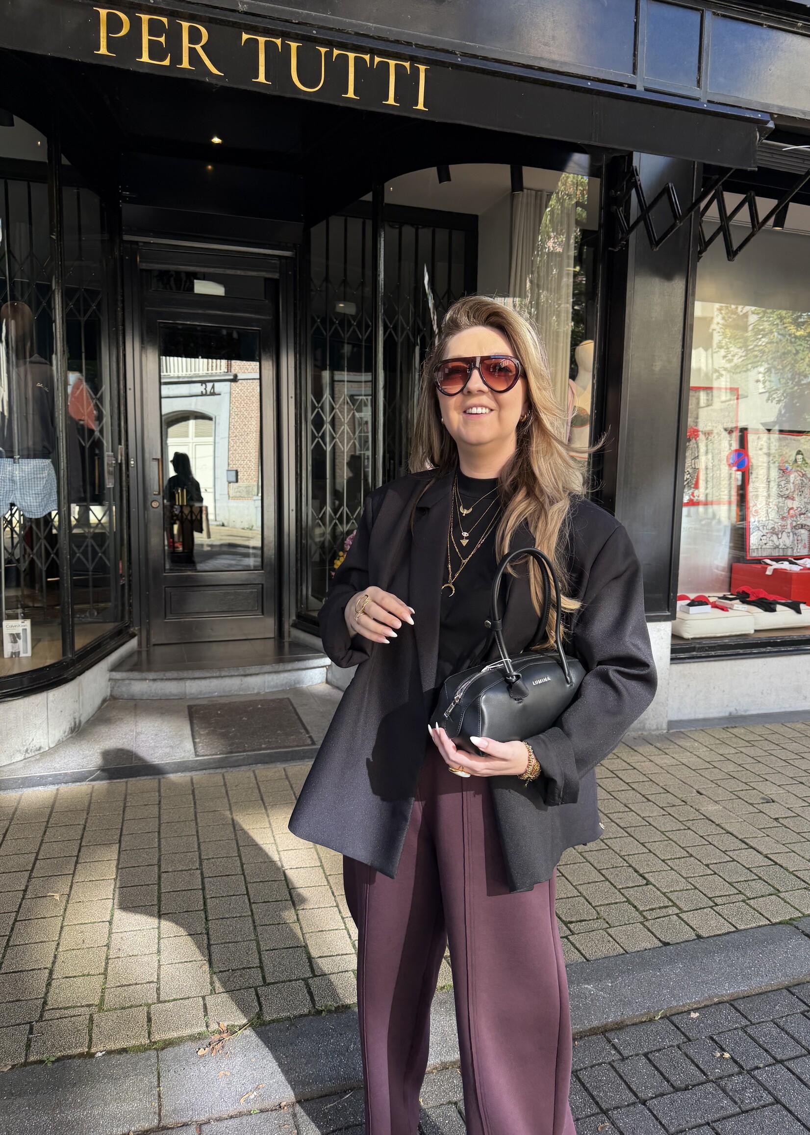 Yasmin blazer - Black TU