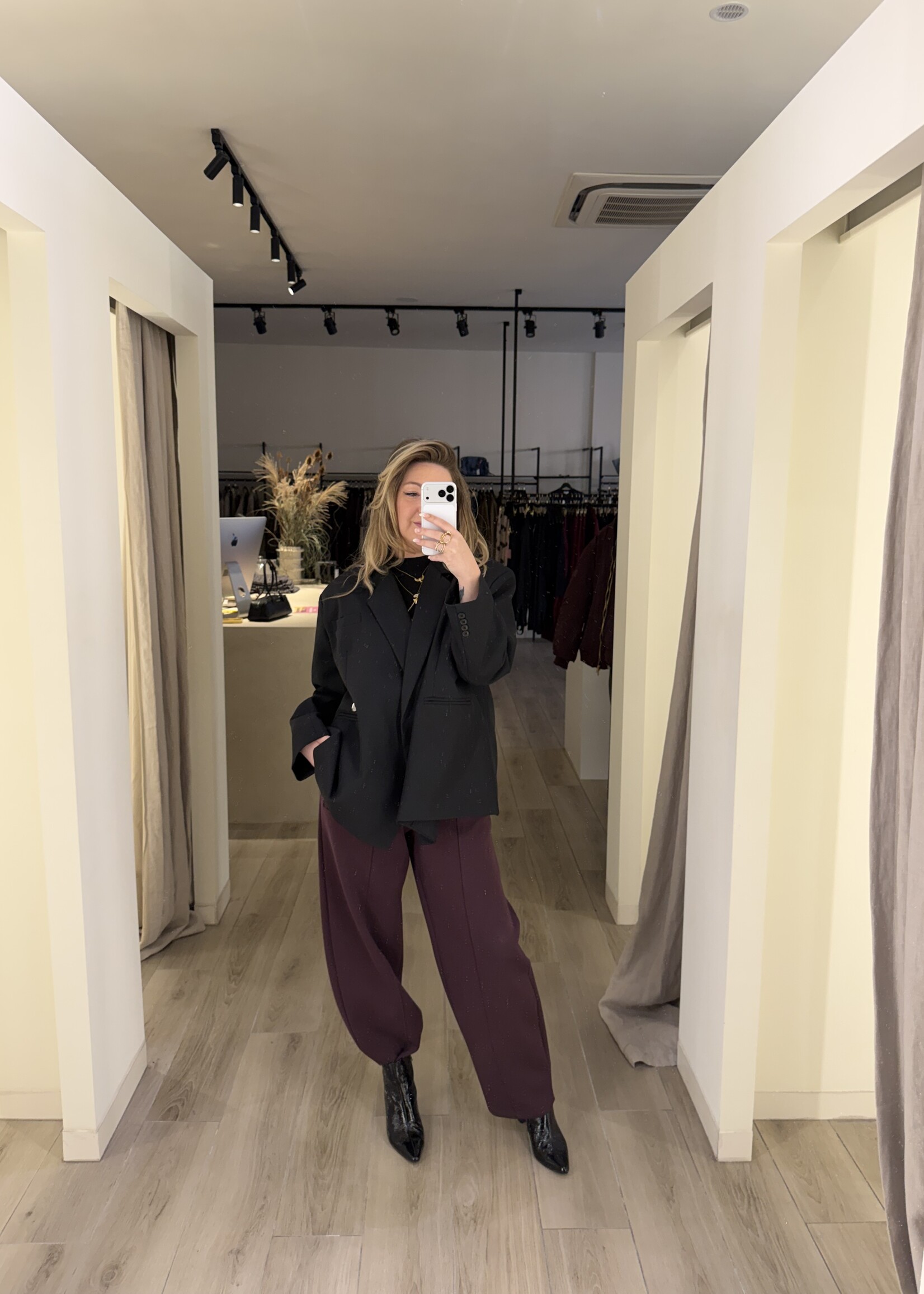 Yasmin blazer - Black TU