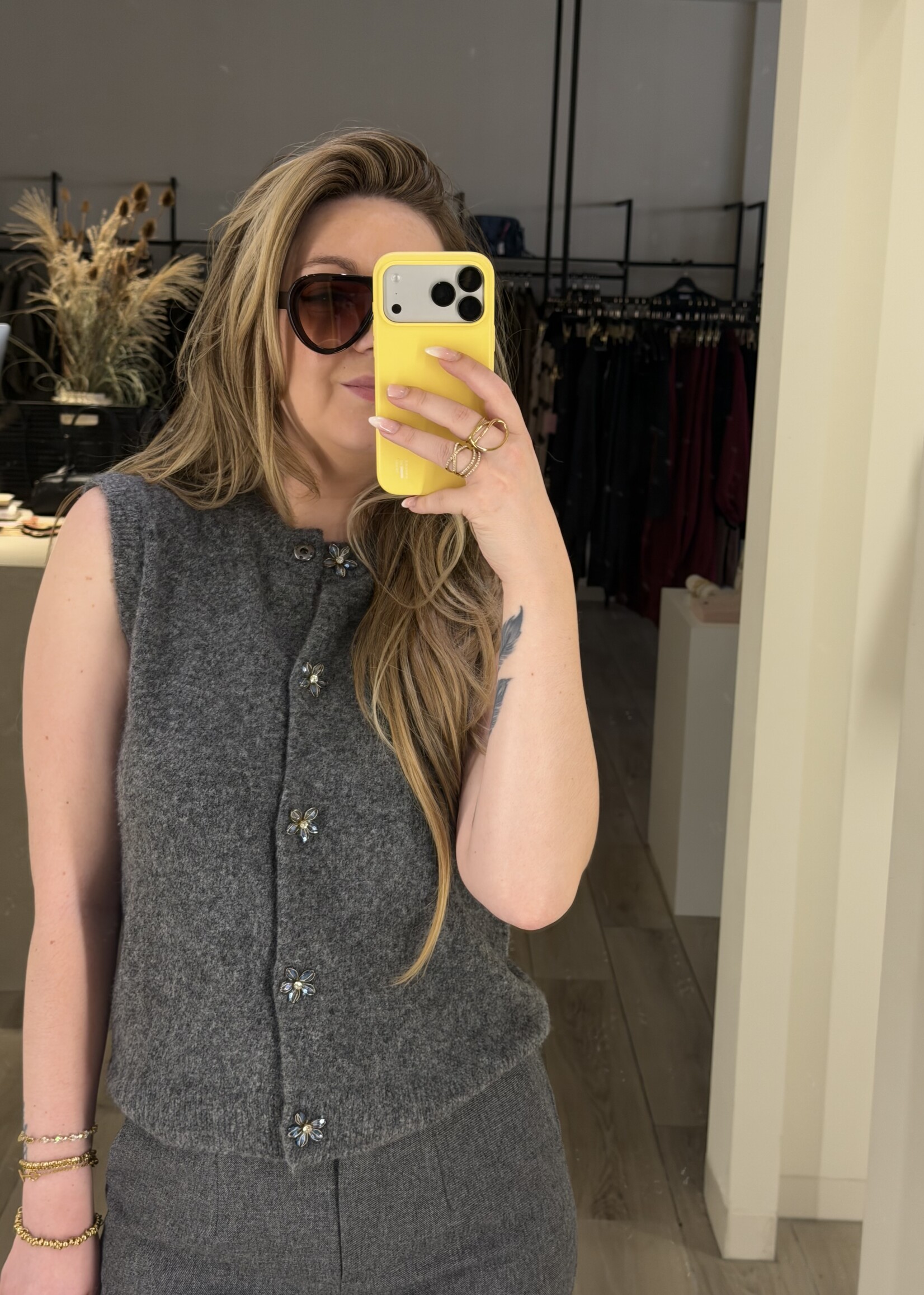 BY Omea vest - Grey