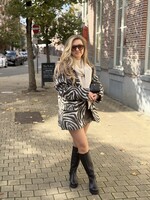 Dera Zebra oversized blazer - White/Brown TU