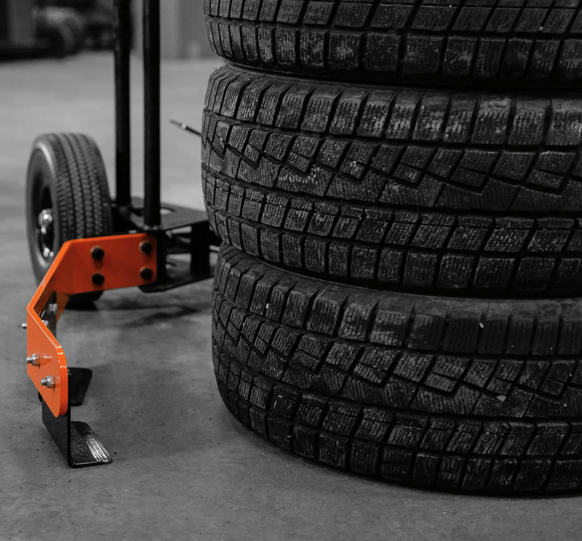 Martins Industries MBH Tire Bead Holder