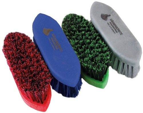 manenborstel gemaakt van kunststof klein 3 cm