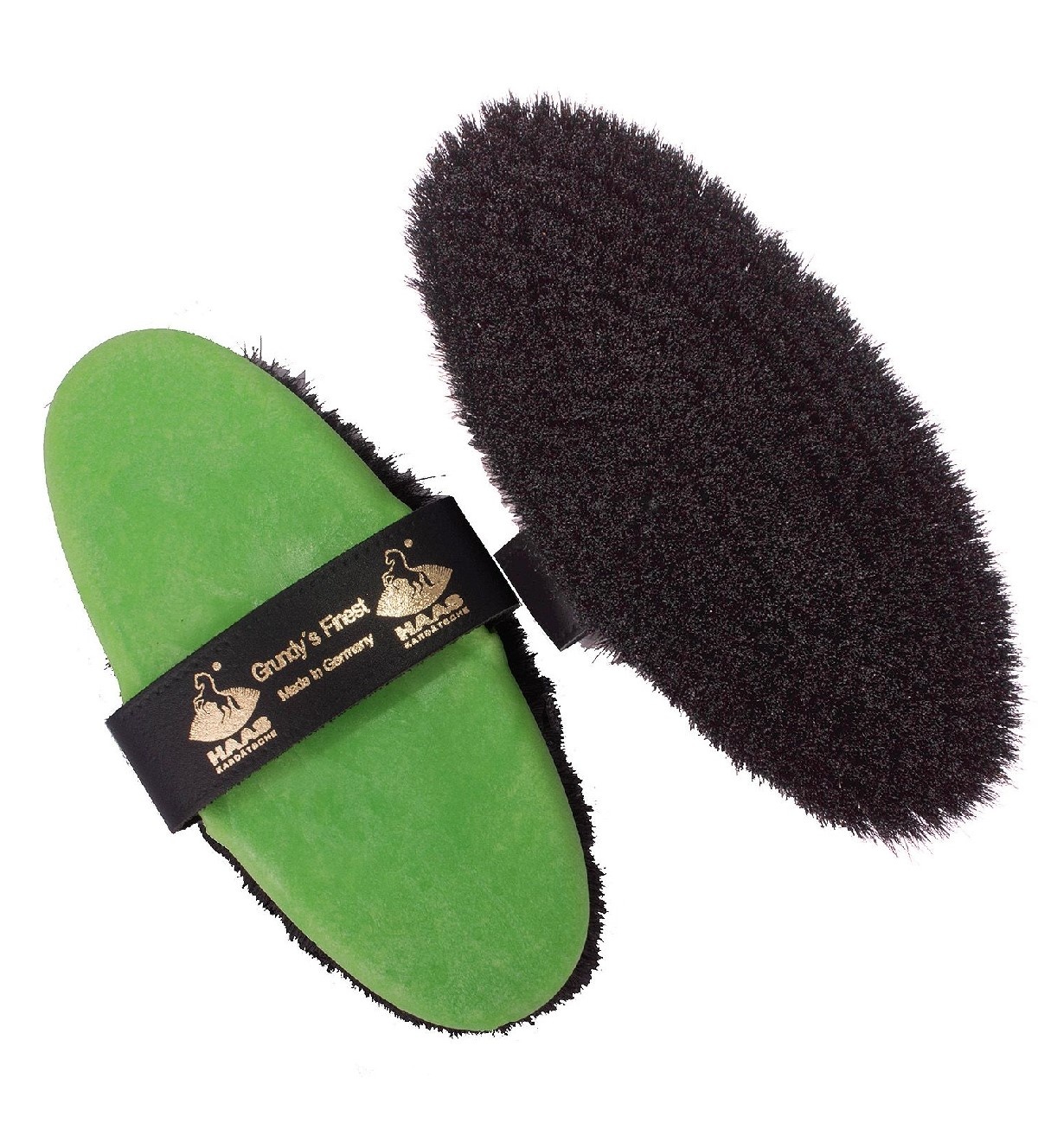 soft brush Grundy's Finest for the coat of the horse