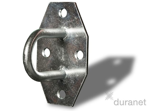 Beugelplaat ideaal voor het dichtmaken en ophangen van hooinetten en slowfeeders