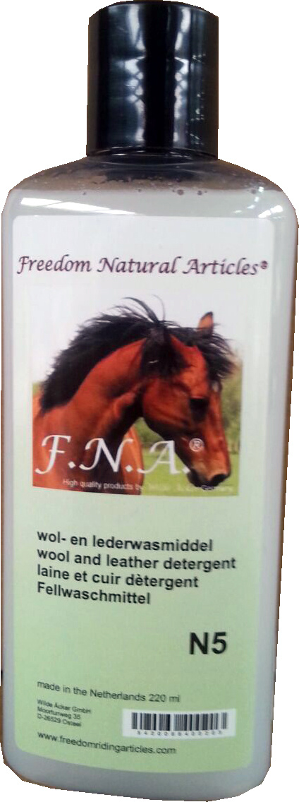 FNA Wool and leather detergent 220ml
