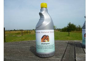 Horse shampoo