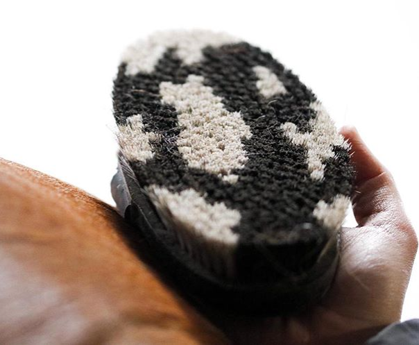 soft brush Pinto made from animal material