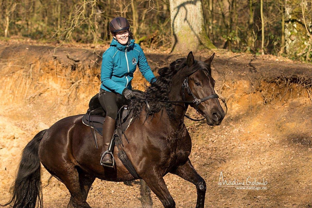 Happy Valley - Lamsvelzadel flexibel