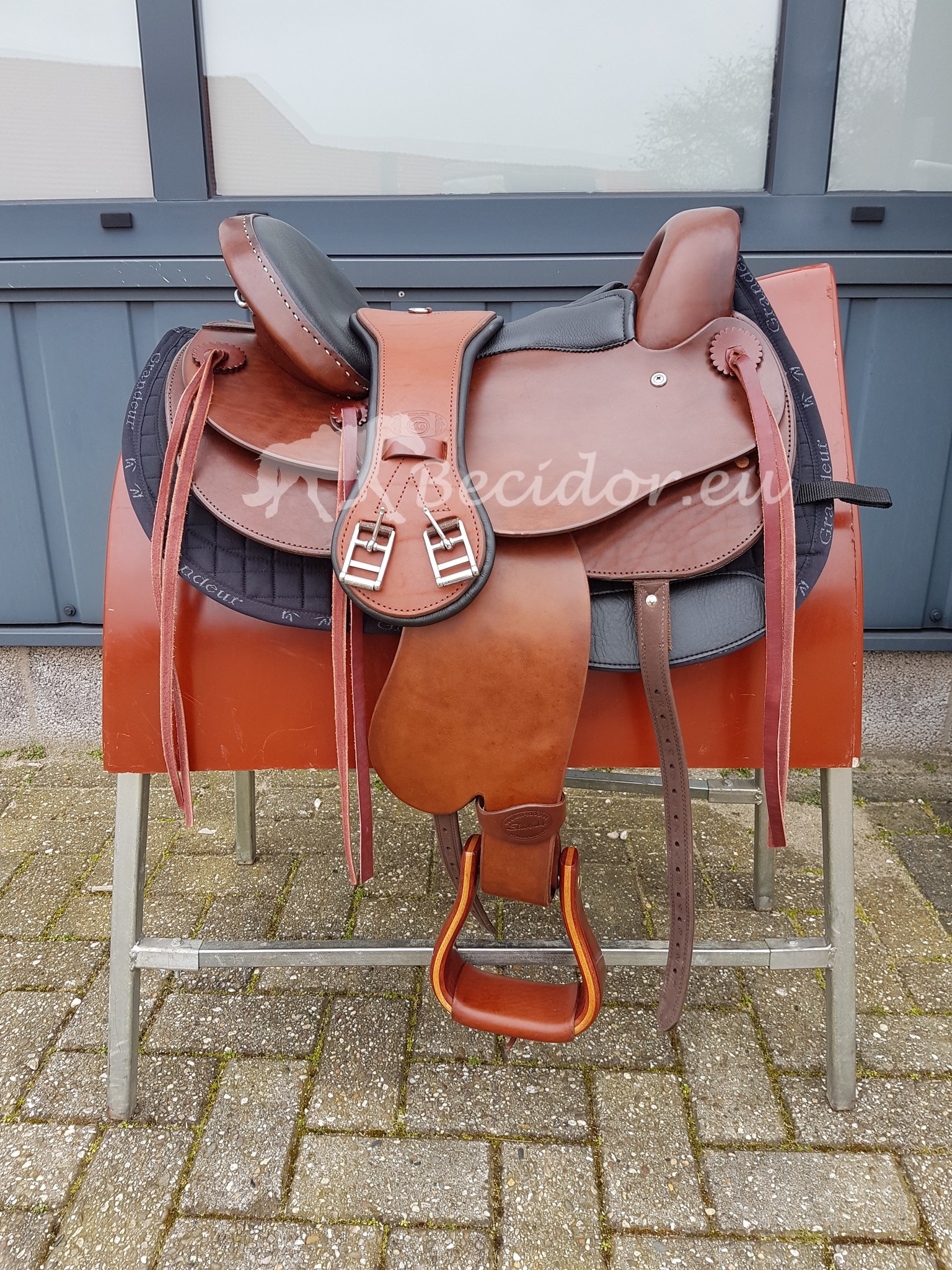 Startrekk Endurance Classic Sattel Leder