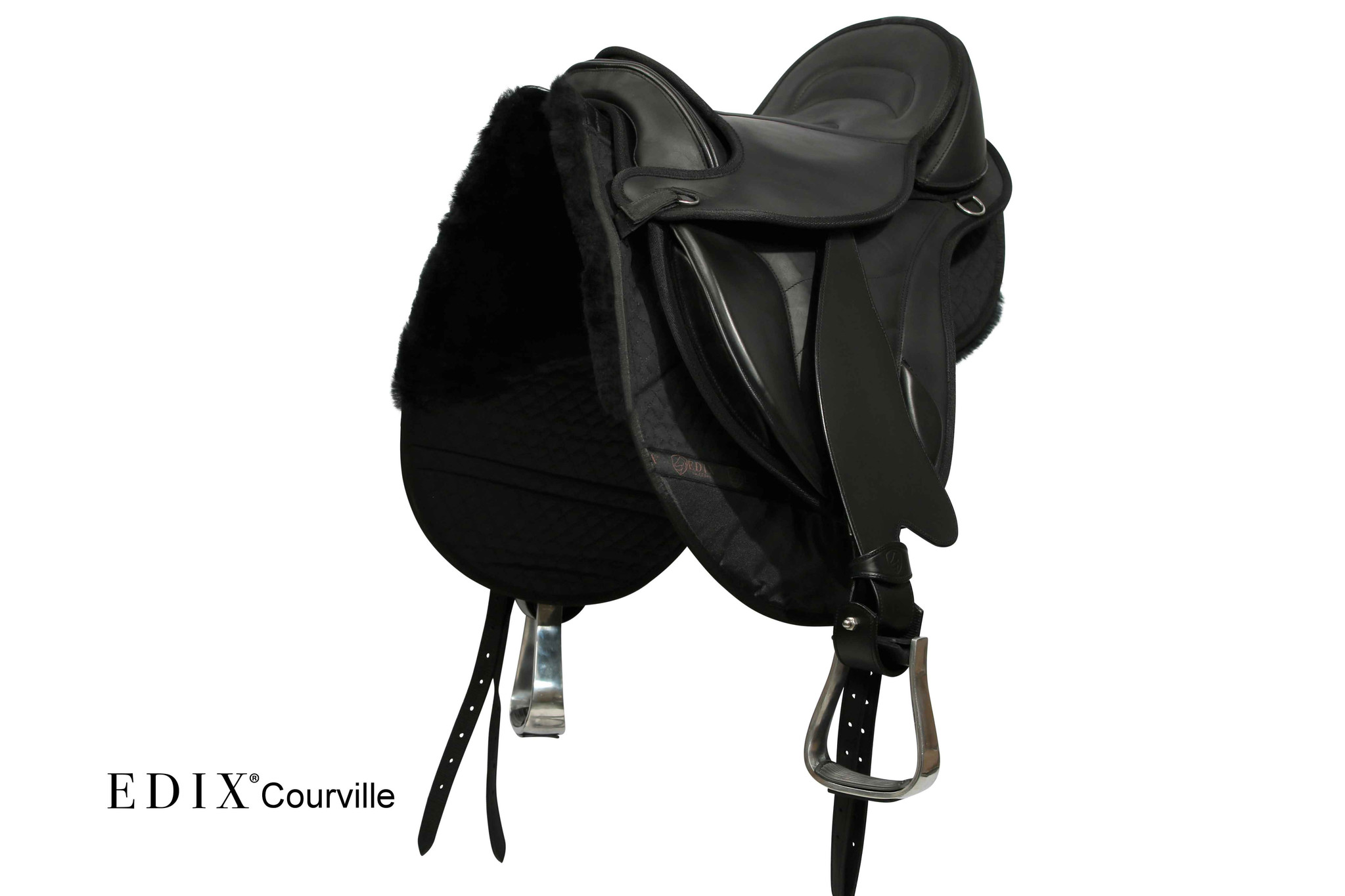 Courville treeless saddle leather