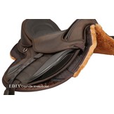 Courville treeless saddle leather