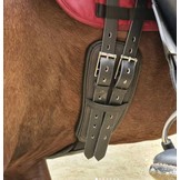 Anatomic crescent girth