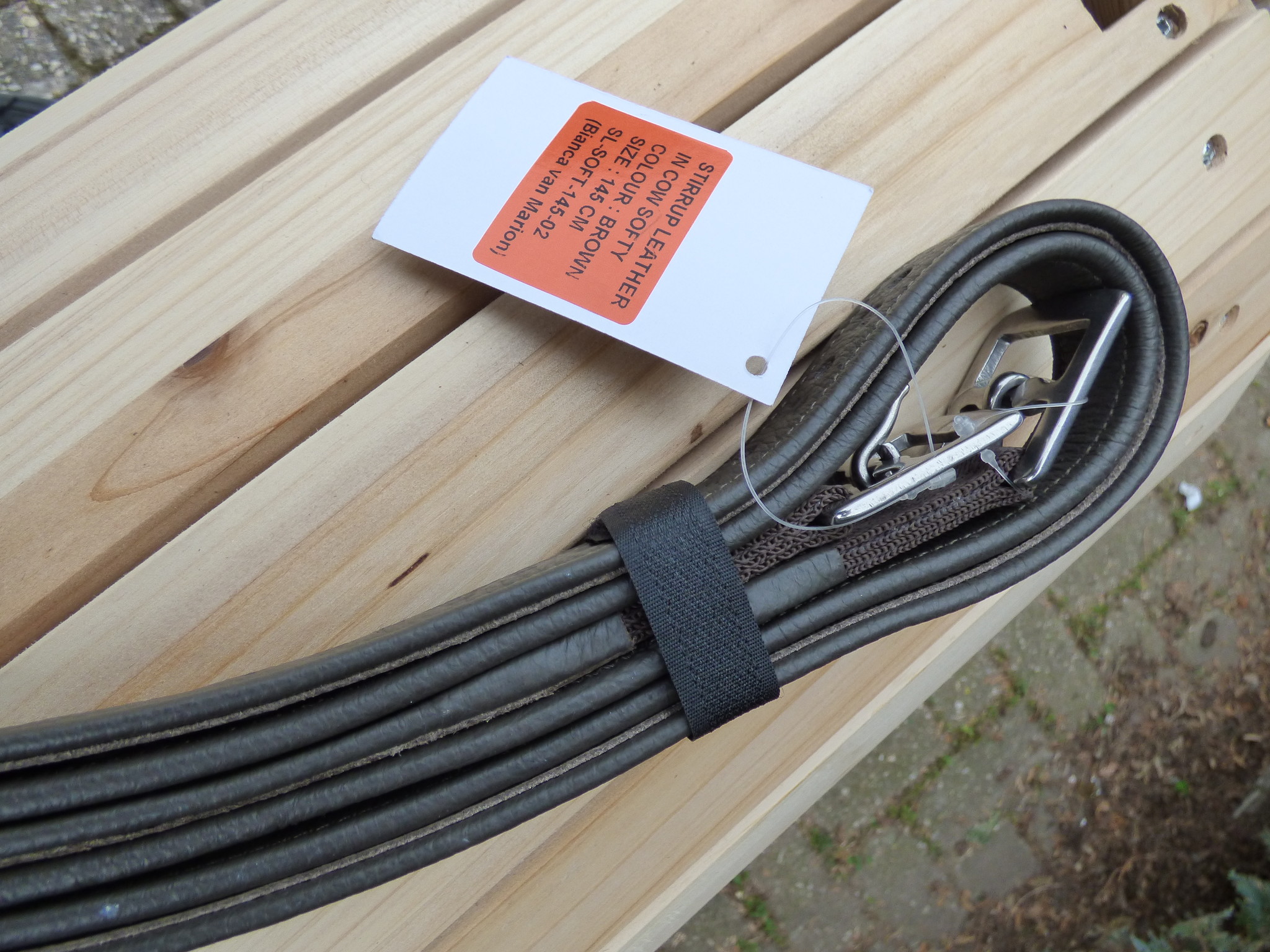 Barefoot Wellington bruin maat 1 met beugelriemen