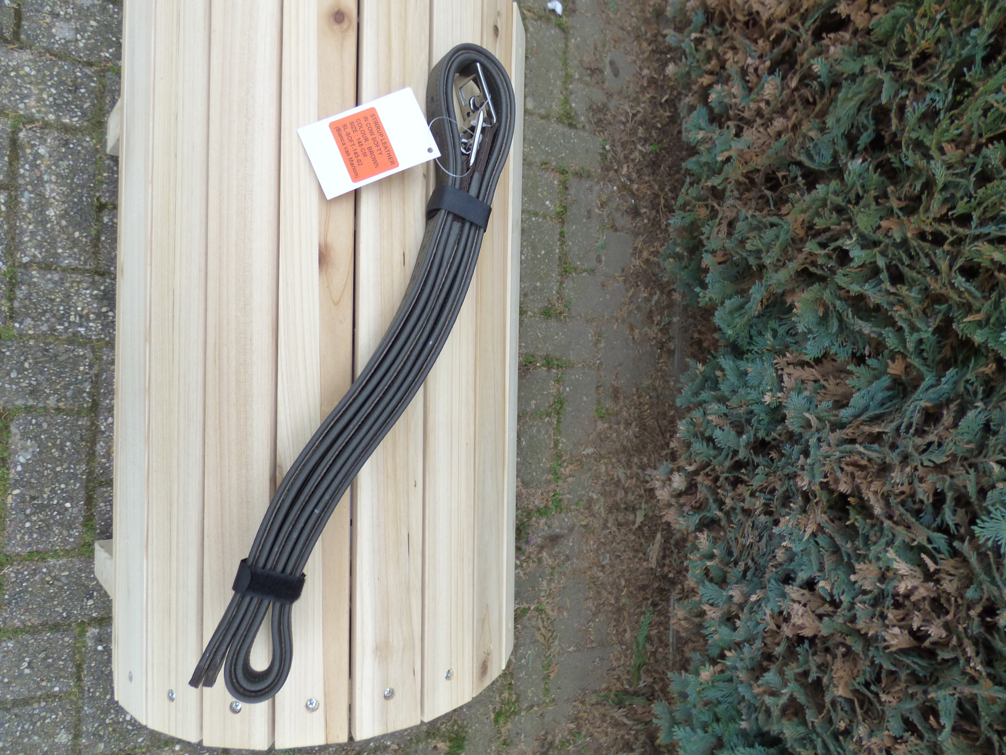 Barefoot Wellington bruin maat 1 met beugelriemen