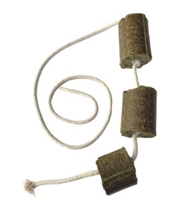 Alfalfa nibble block with play rope for Horses