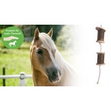 Alfalfa nibble block with play rope with wood discs for horses