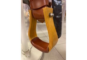 Western stirrup