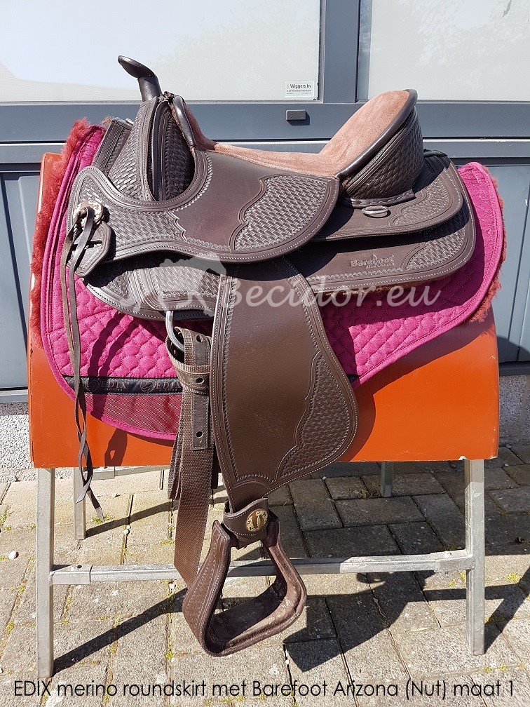 pad lamsvel roundskirt western met inlages