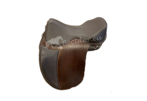 Dressage x jumping seat