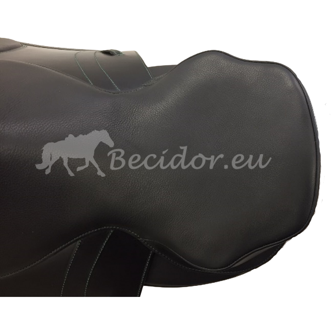 Dressage x jumping zitting zonder basis