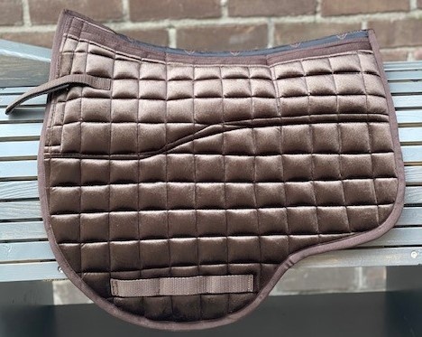 Velvet pad pony with inlays