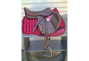 Testzadel Alydar 17,5 inch