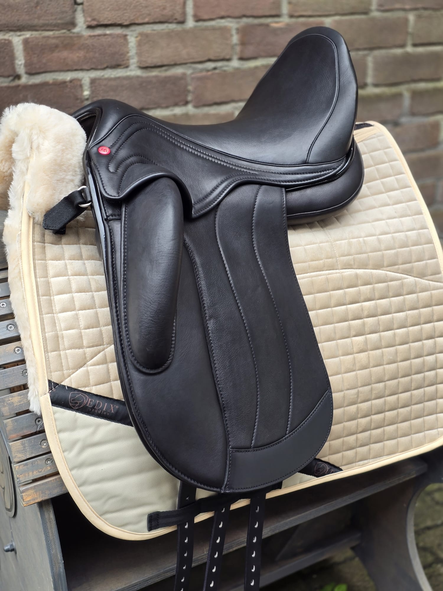 Velvet DR lamsvel pad met inlages merino