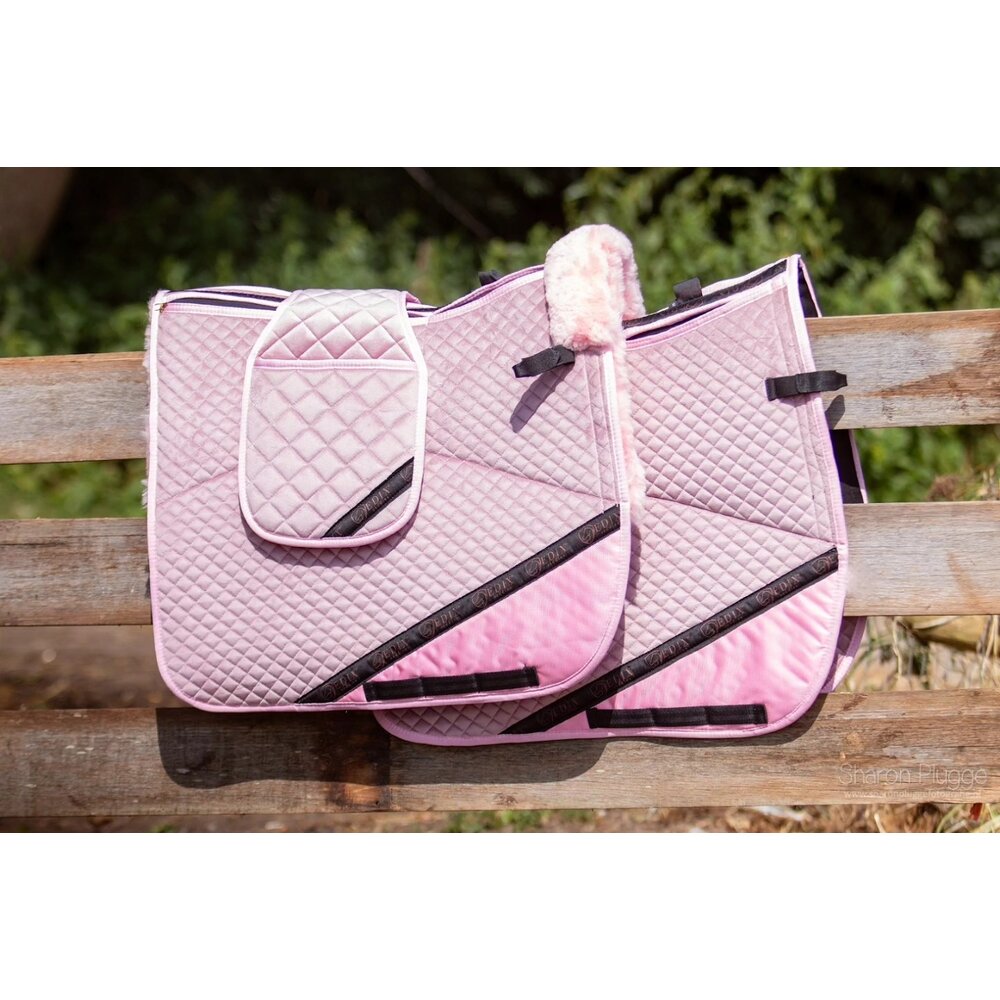 Engel Rijsport Lamsvel Schabrak Schabra1 - Merino Wol Dressuur Of Springen Met Kleurkeuze