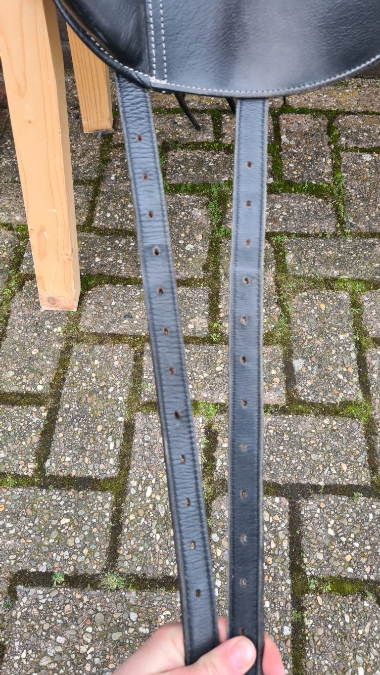 Second hand Wellington size 1 black