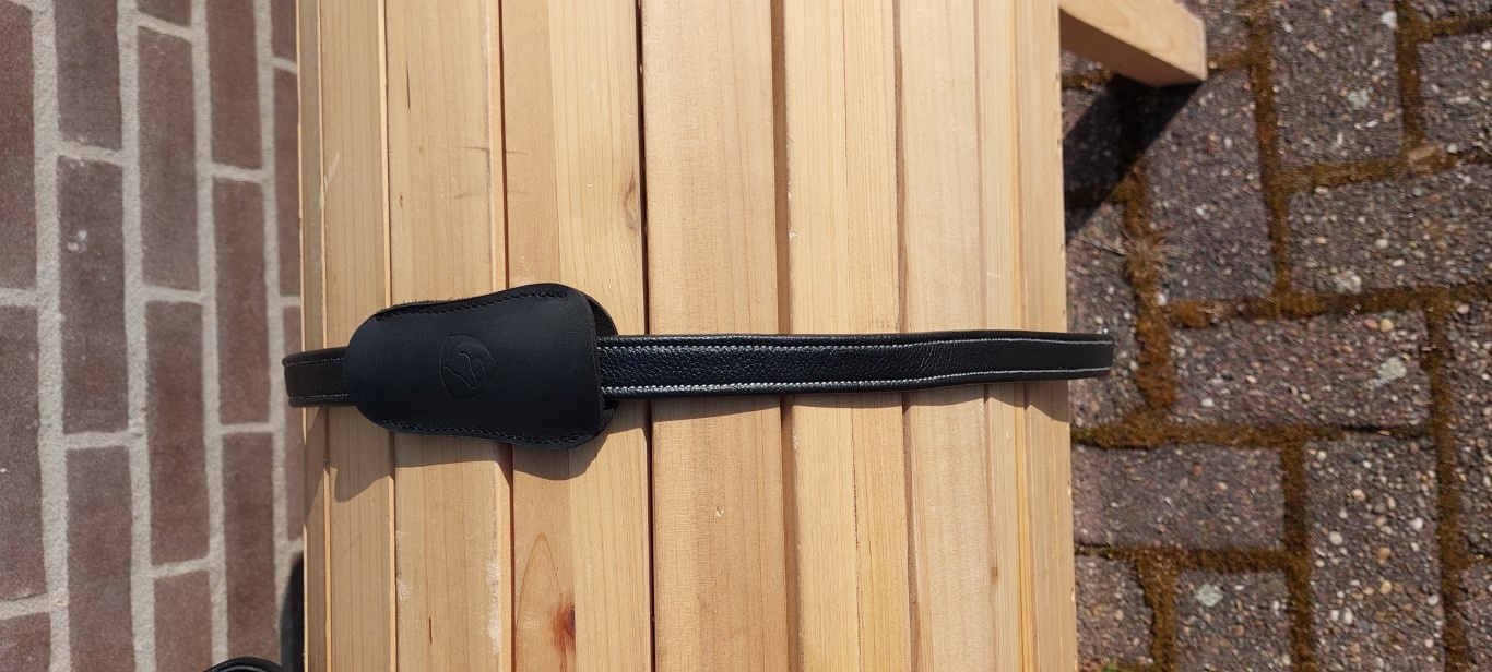 Zweite Chance Flexi Steigbugelriemen 125cm mit Lederstulpen schwarz