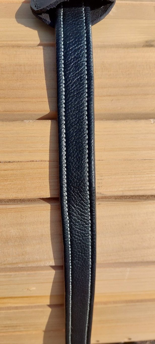 Second Chance Flexi stirrup leathers 125cm with stirrup leather covers black