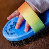 kinderborstel zacht gemaakt van kunststof