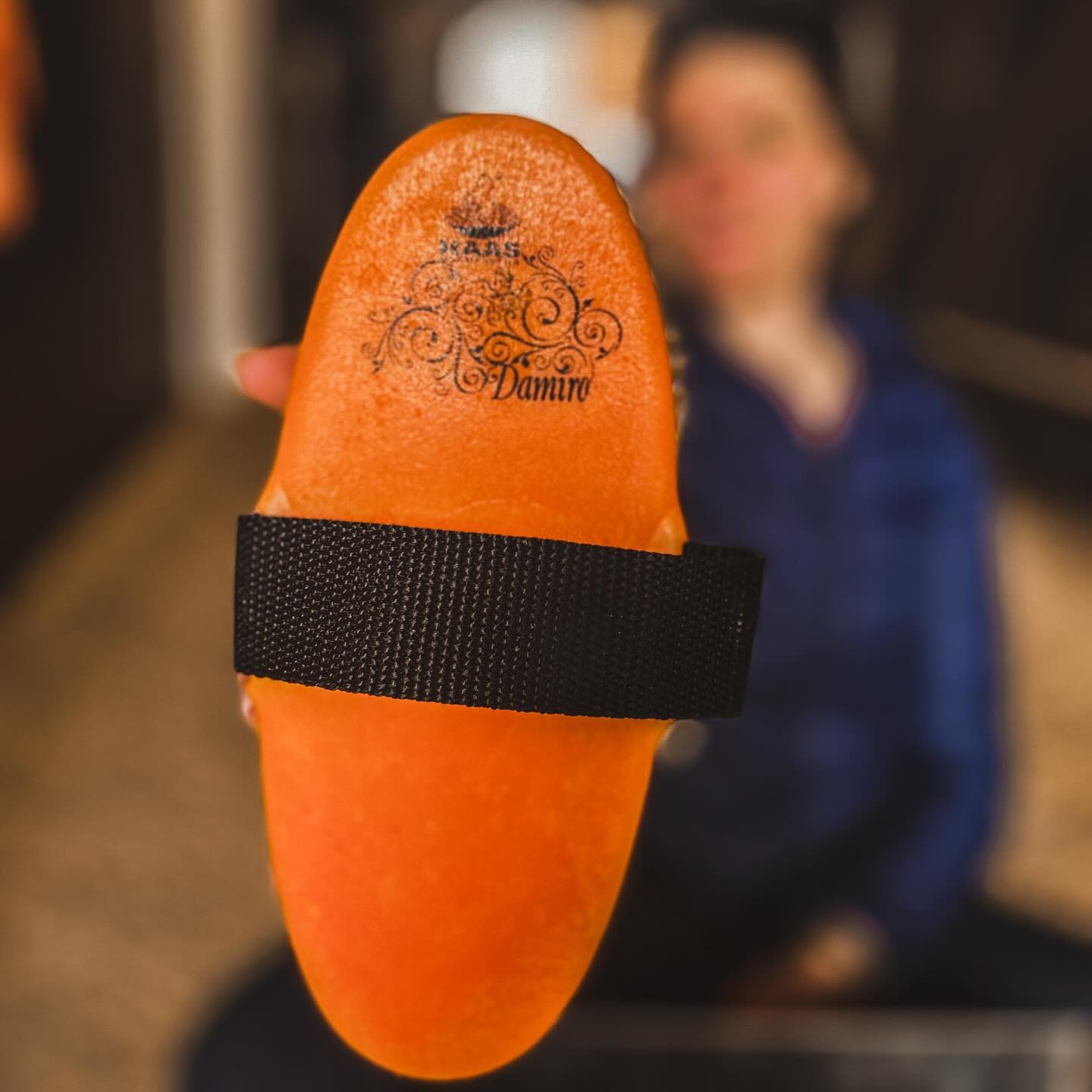 soft brush Damiro made from synthetic material