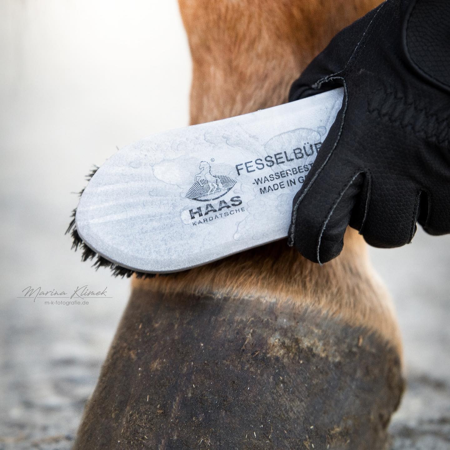 hoof and pastern brush made from synthetic material
