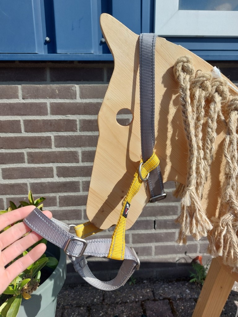 Second hand Anam Cara dog harness M taupe goldyellow