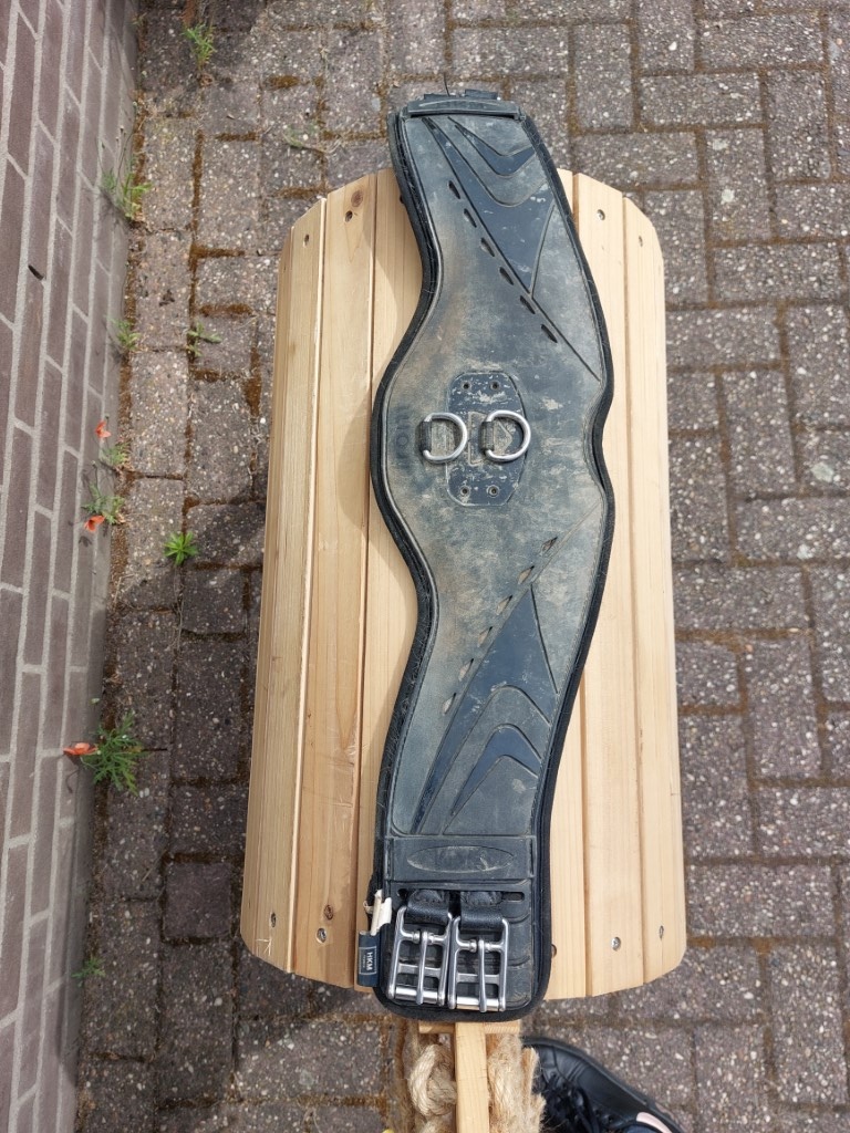 Tweedehands anatomische singel 70cm neopreen