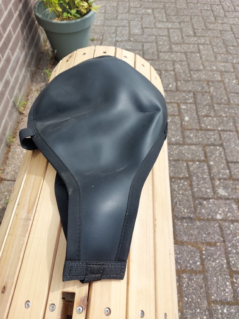 Second hand Seatsver general purpose shock absorbent ultra thin black