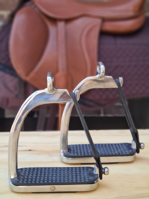 Twisted safety bars RVS