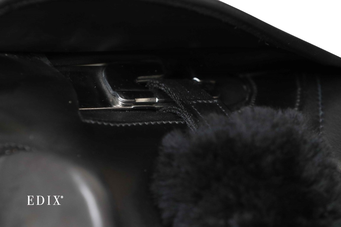 stirrup leathers mono with loop